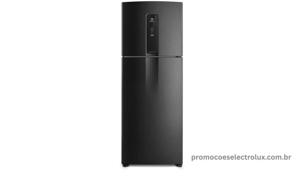 Geladeira Electrolux Frost Free Inverter IT70B 480L Black Inox Look em cozinha moderna contemporânea