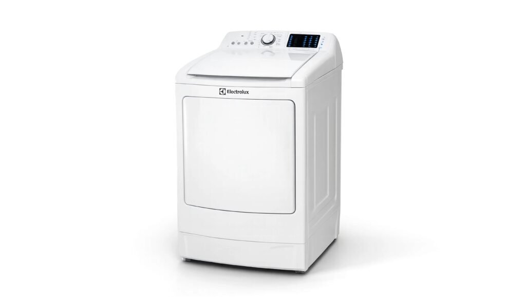 Vista frontal da Máquina de Lavar Electrolux 13kg Essential Care com Cesto Inox e Jet&Clean LED13